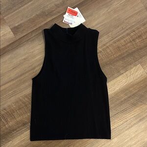 Chic Black Sleeveless Tank Top